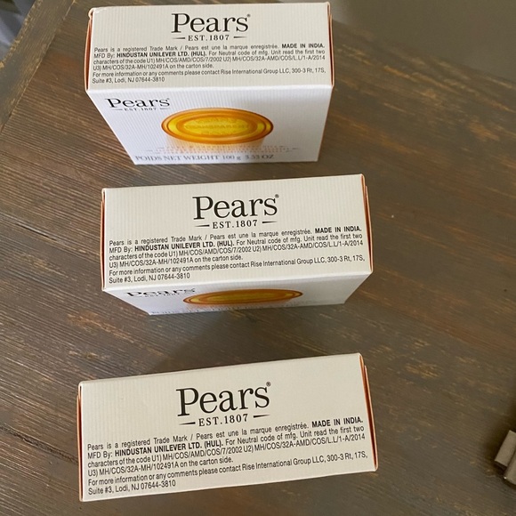 Pears Bar Soap Transparent (Amber), Pack of 3 - Picture 4 of 5